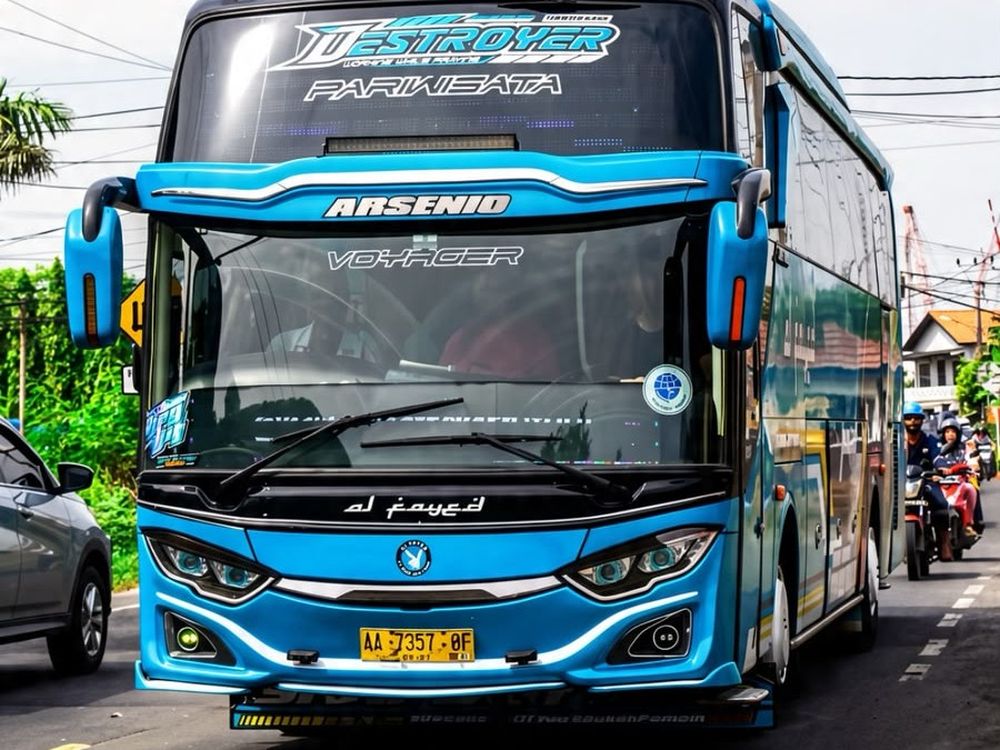 Bus Destroyer · Arsenio Alfayed, di jalan raya
